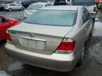2005 TOYOTA CAMRY LE/X image 4