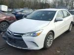2017 TOYOTA CAMRY LE image 2