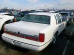 1997 LINCOLN TOWNCAR image 4