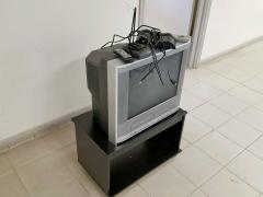 2000 TV TV & VCR