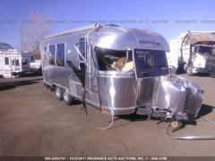 2015 AIRSTREAM FLYING CLOUD