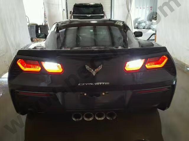 2015 Chevrolet Corvette 2 image 5