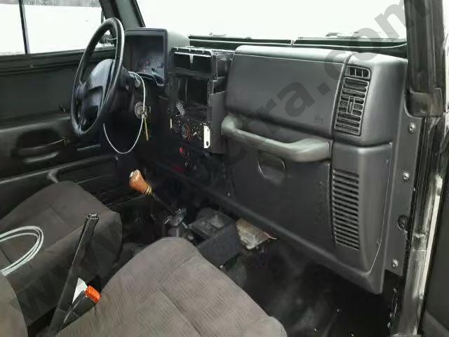 2003 Jeep Wrangler S image 4