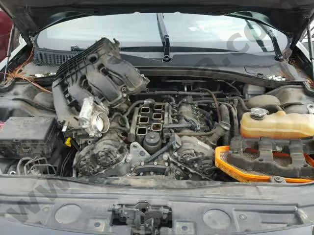2012 Chrysler 300 Limite image 6