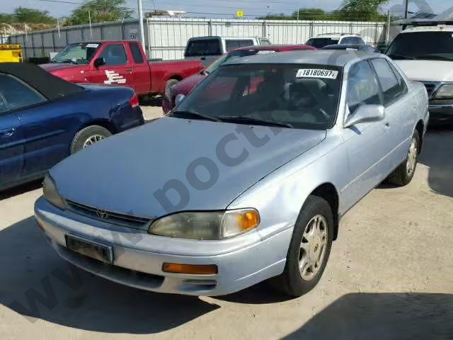 1995 TOYOTA CAMRY LE