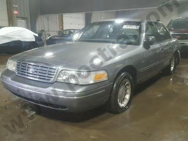 2001 FORD CROWN VICT