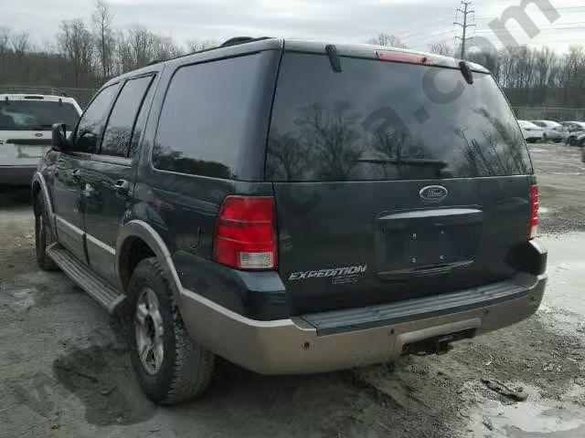 2004 Ford Expedition image 2
