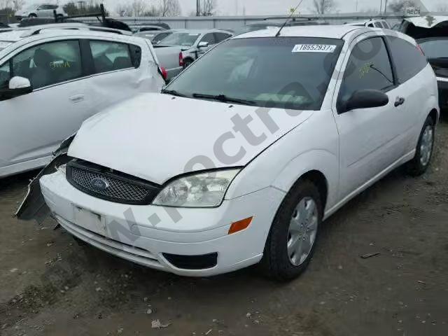 2005 Ford Focus Zx3 image 1