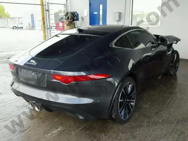 2016 Jaguar F-type image 3