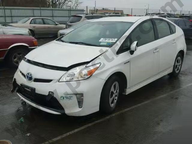 2014 TOYOTA PRIUS