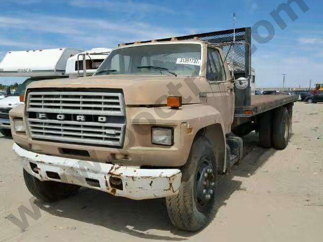 1983 FORD F8000