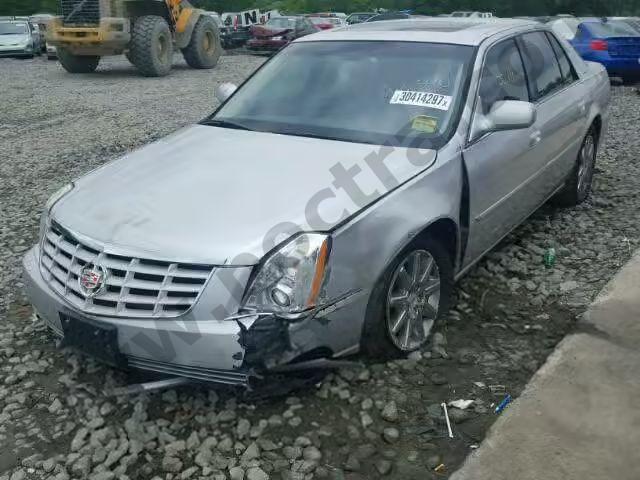 2011 CADILLAC DTS PREMIU