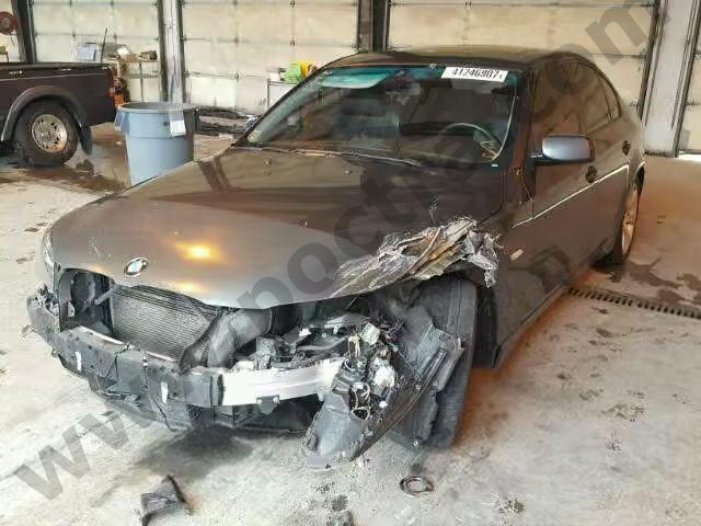 2004 BMW 545