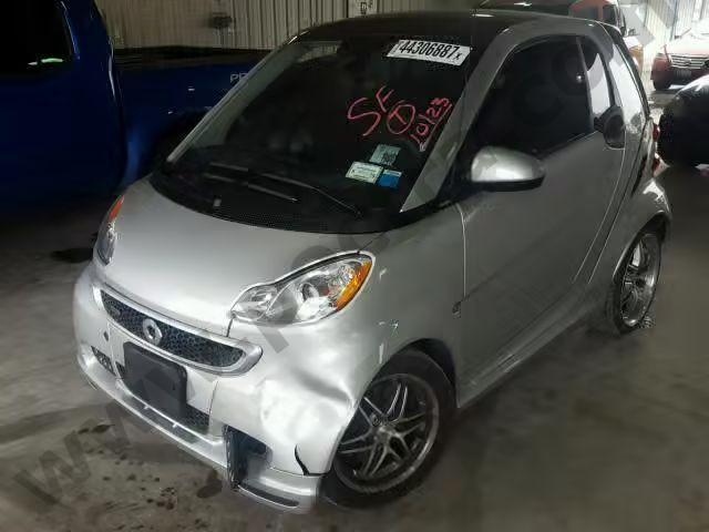2013 Smart Fortwo image 1