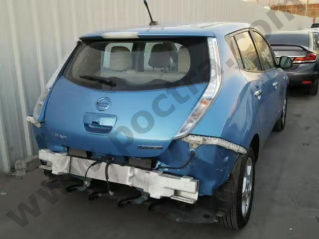 2011 Nissan Leaf Sv image 3