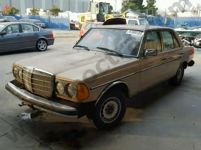 1982 Mercedes-benz 300 Dt image 1