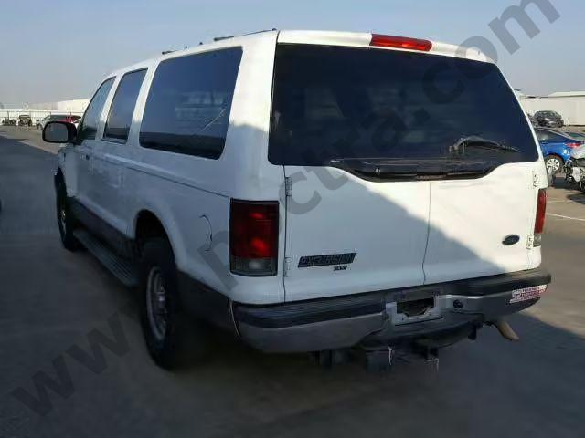 2002 Ford Excursion image 2