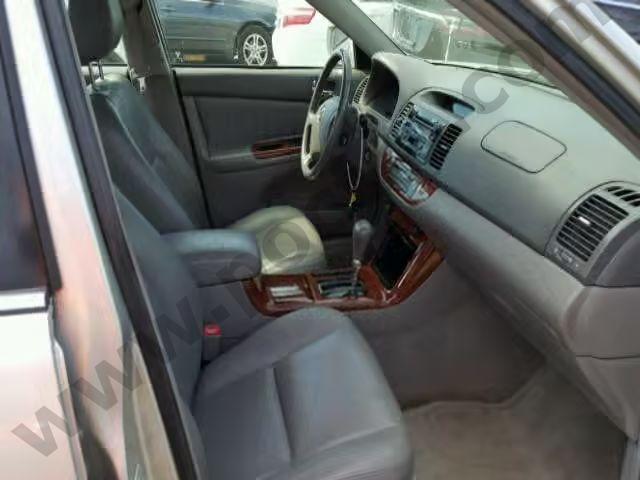 2005 Toyota Camry Le/x image 4