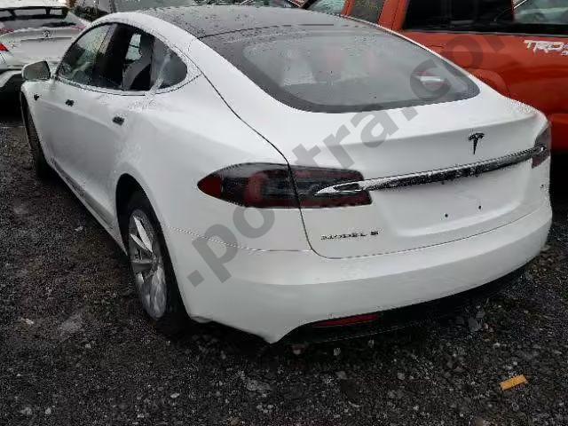 2017 Tesla Model S image 2