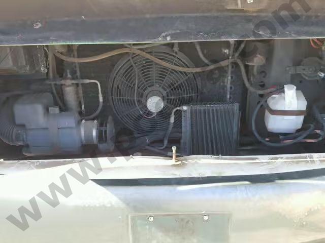 1998 Chevrolet Motorhome image 6