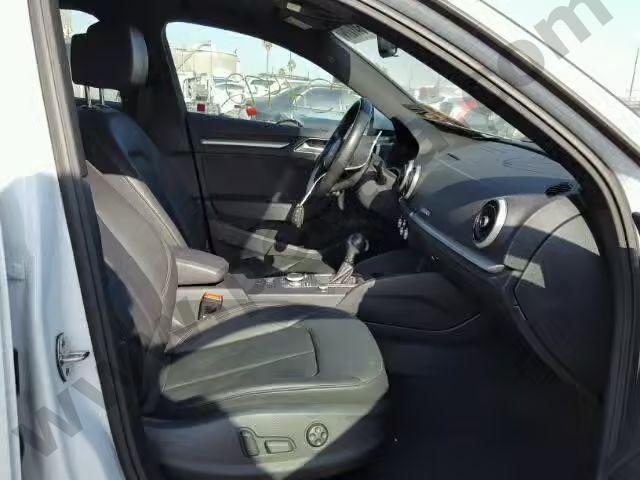 2017 Audi A3 E-tron image 4