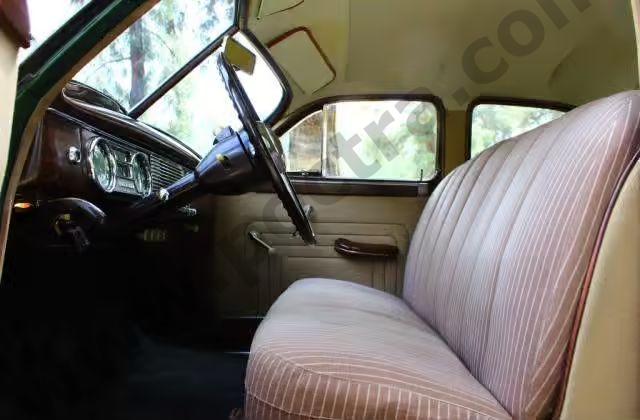 1950 Packard Sedan image 5