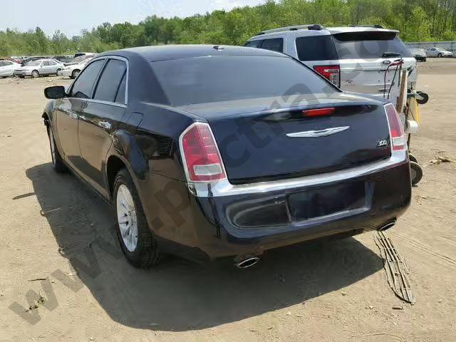2012 Chrysler 300 Limite image 2