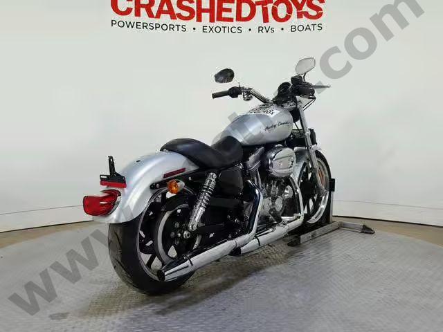 2014 Harley-davidson Xl883 Supe image 7
