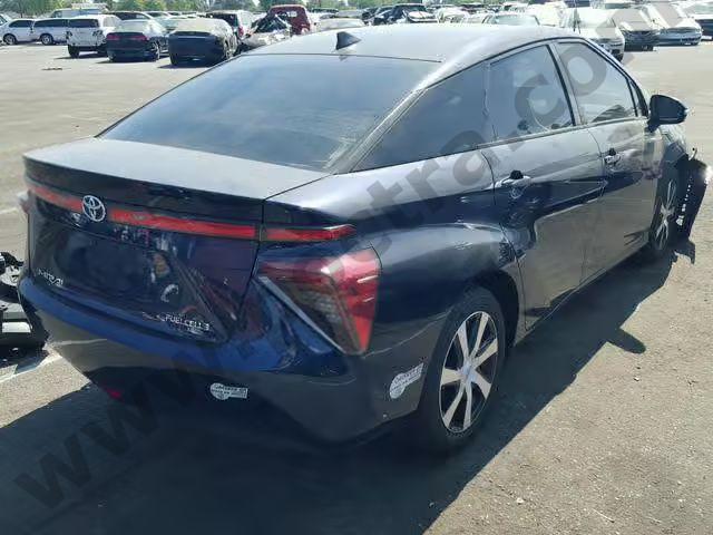 2017 Toyota Mirai image 3