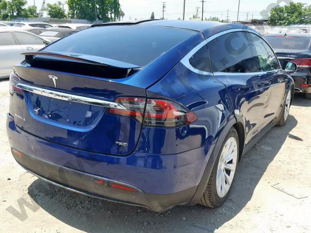 2017 Tesla Model X image 3