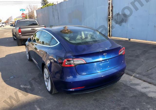 2018 Tesla Model 3 image 2