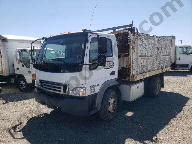 2006 Ford Low Cab Fo image 1