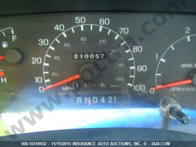 2004 Ford F650 image 5