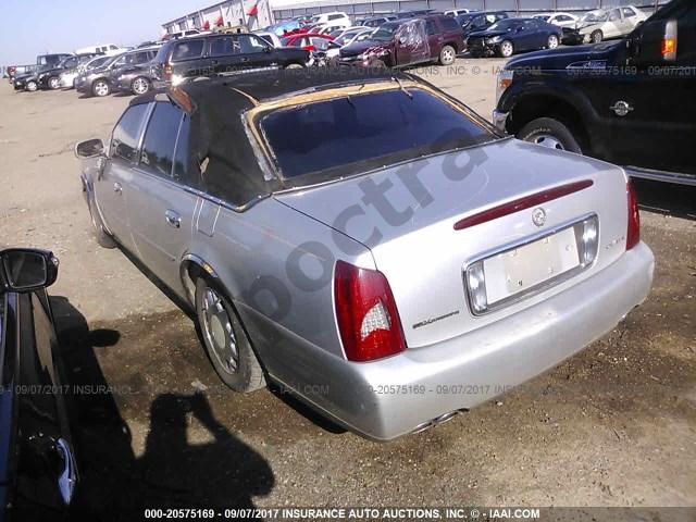 2000 Cadillac Deville image 2