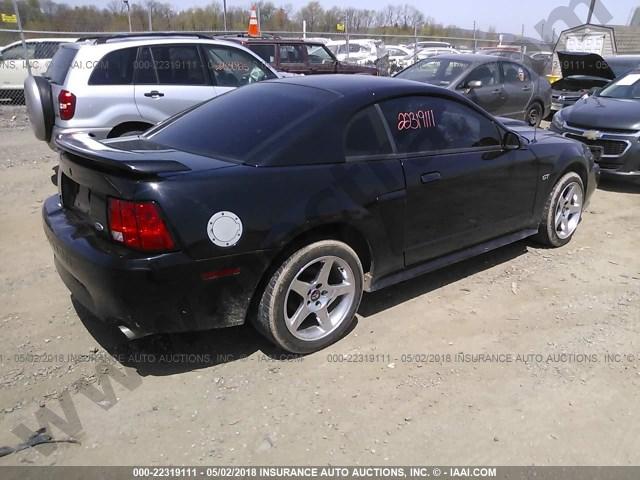 2002 Ford Mustang Gt image 3