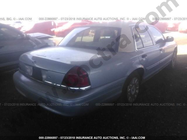 2004 Ford Crown Victoria image 3