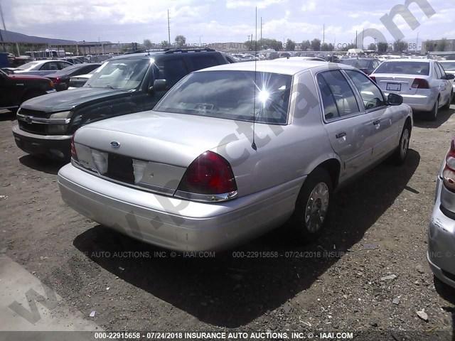 2005 Ford Crown Victoria image 3