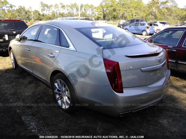 2016 Cadillac Xts Luxury Collection image 2
