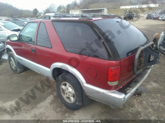 1995 Chevrolet Blazer image 2