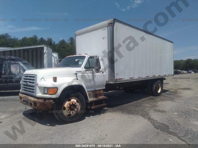 1998 FORD F800 