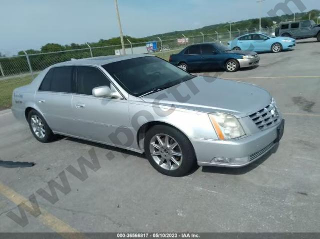 2011 CADILLAC DTS LUXURY COLLECTION