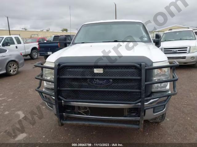 2013 Ford F-250 Xl image 11